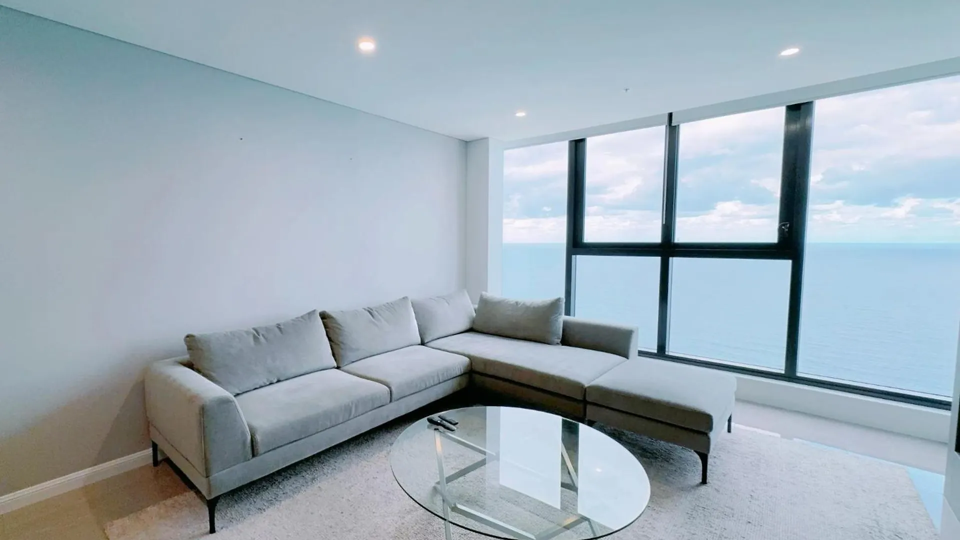 アパート Serain Residences On 88 Esplanade Surfers Paradise ゴールドコースト オーストラリア